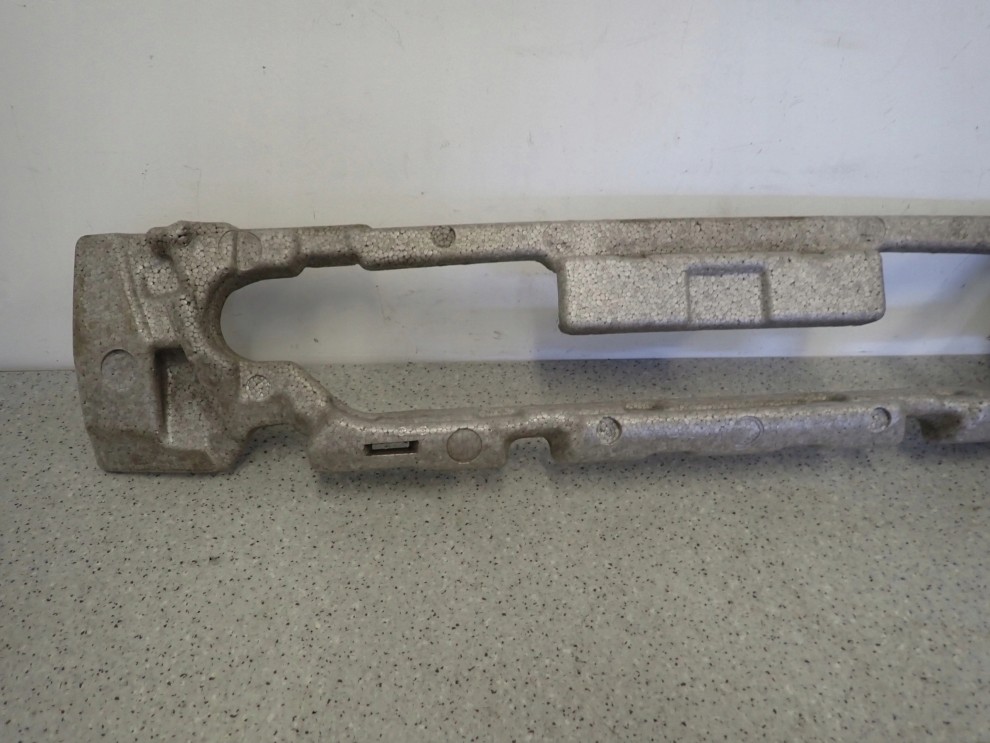 KIA SOUL I 09- ABSORBER ZDERZAKA PRZEDNIEGO 3/6