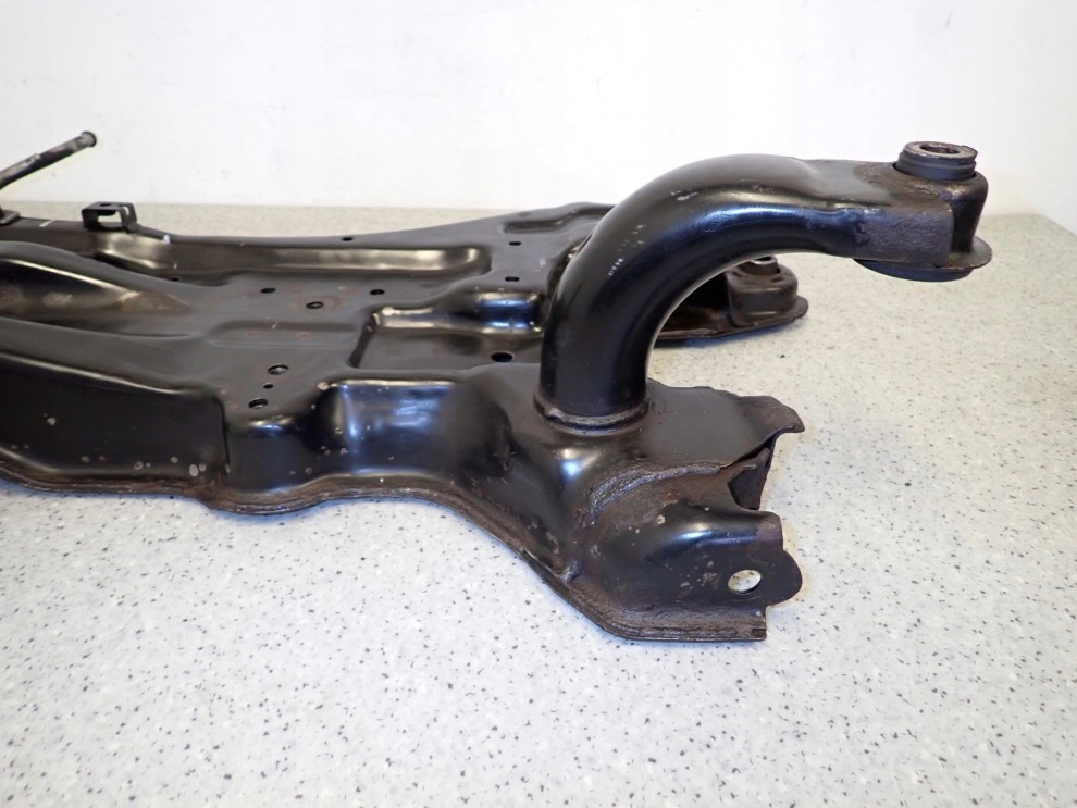 GRANDIS 03-11 SANKI BELKA POD SILNIK 4/9