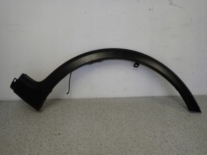 SUZUKI SX4 06-12 LISTWA BŁOTNIKA PRZEDNIA PRAWA
