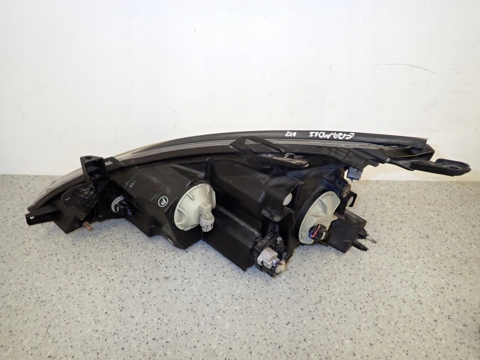 MITSUBISHI GRANDIS 03-11 LAMPA PRZEDNIA PRAWA 7/9