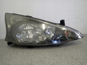 MITSUBISHI GRANDIS 03-11 LAMPA PRZEDNIA PRAWA 5/9 MINIATURA