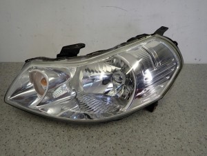 SUZUKI SX4 FIAT SEDICI 06-13 LAMPA PRZEDNIA LEWA REFLEKTOR