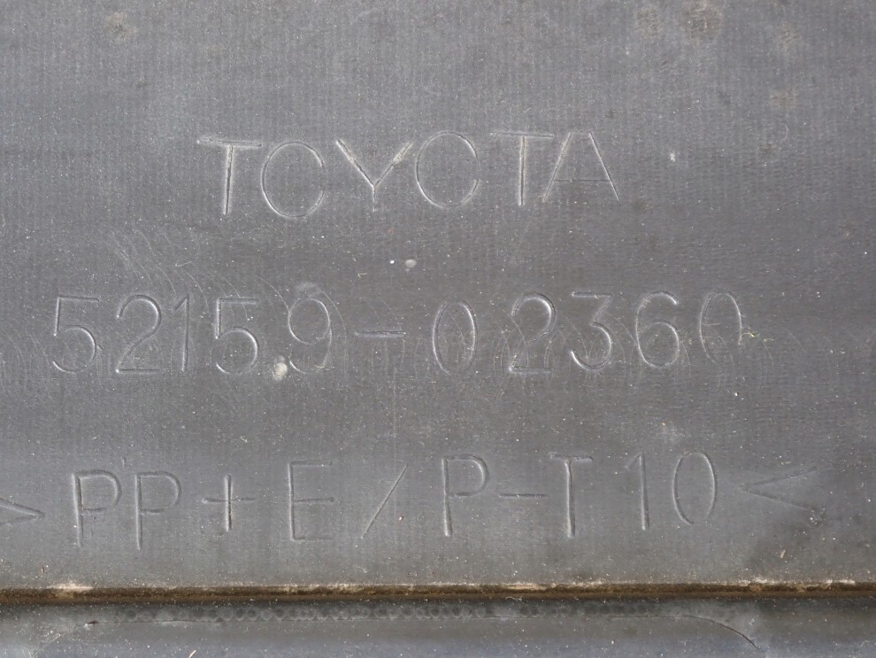 TOYOTA COROLLA E12 HB 04-07 ZDERZAK TYLNY 209 10/10