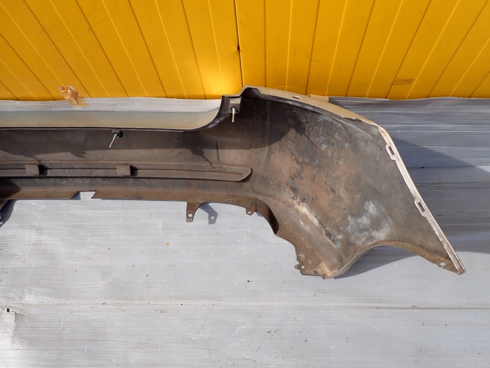 TOYOTA COROLLA E12 HB 04-07 ZDERZAK TYLNY 209 8/9