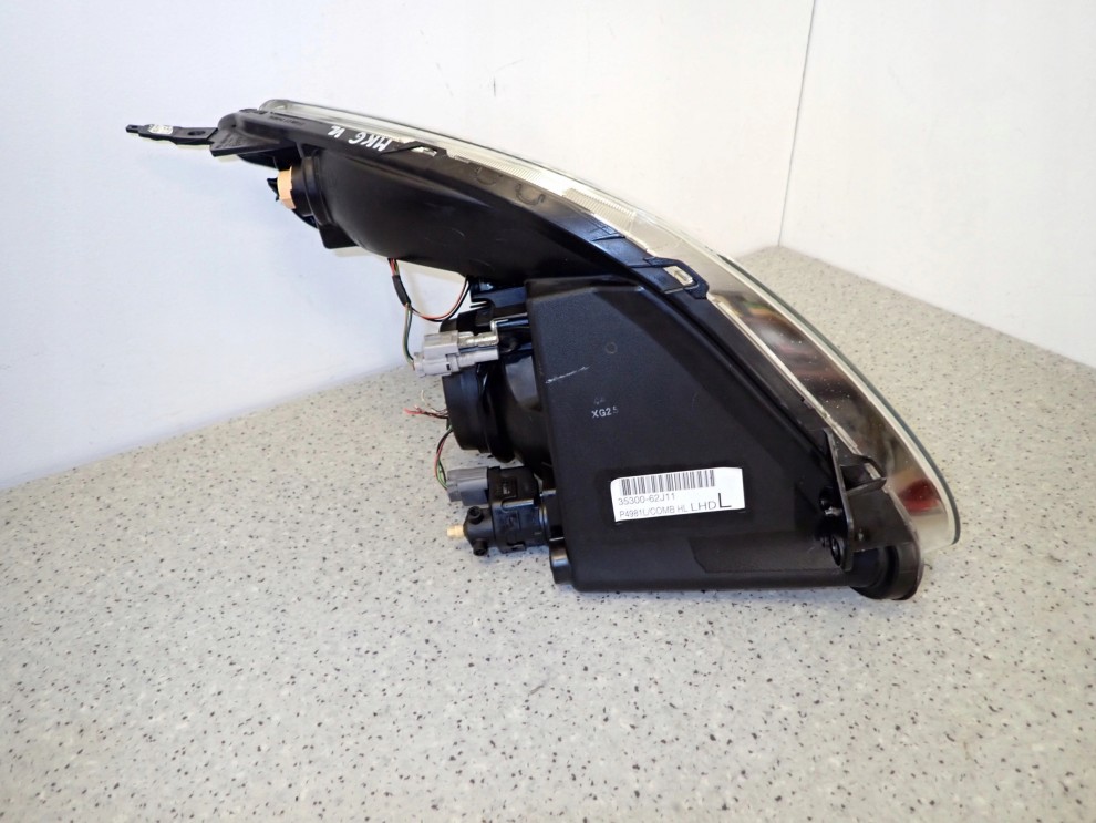 SUZUKI SWIFT 05-09 REFLEKTOR LEWY LAMPA PRZEDNIA 4/8