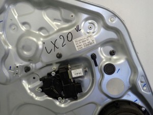 HYUNDAI IX20 HB 5D 09- PODNOŚNIK SZYBY PRZEDNI LEWY 2/4 MINIATURA