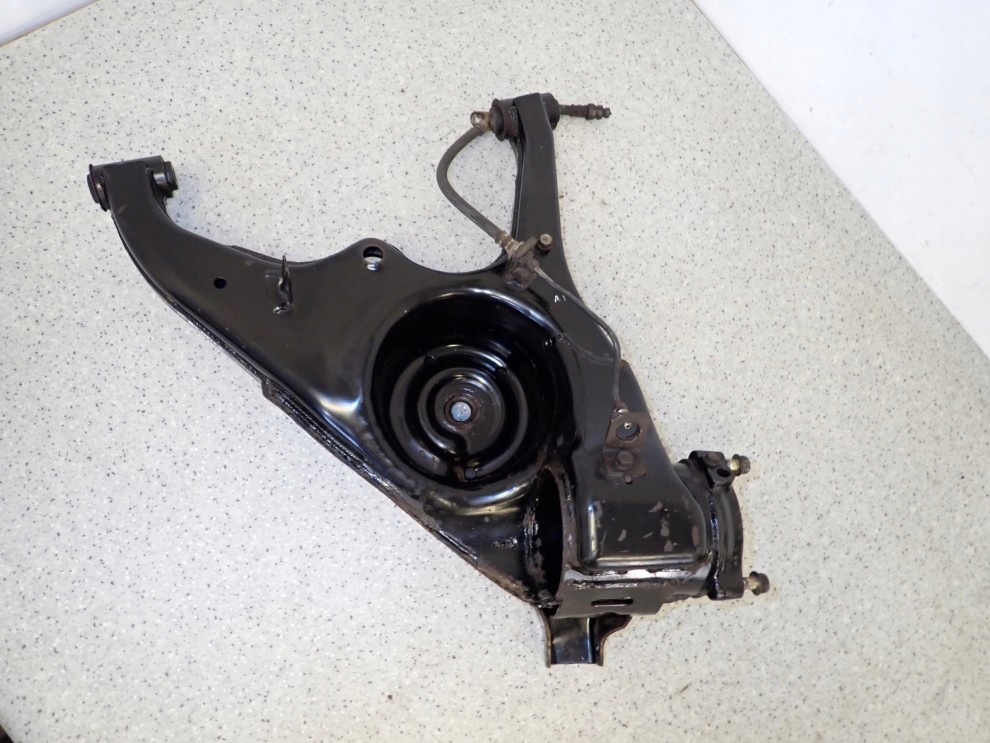 MITSUBISHI GRANDIS 2.0DID WAHACZ TYLNY PRAWY BEZ CZUJNIKA 1/10