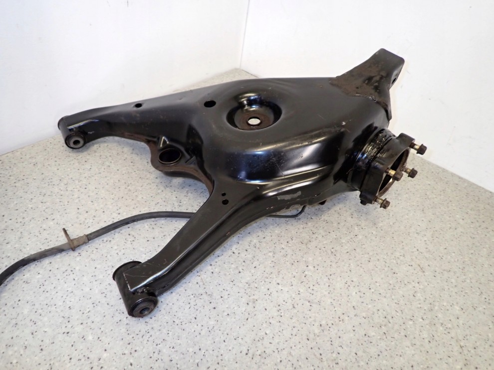 MITSUBISHI GRANDIS 2.0DID WAHACZ TYLNY PRAWY BEZ CZUJNIKA 9/10