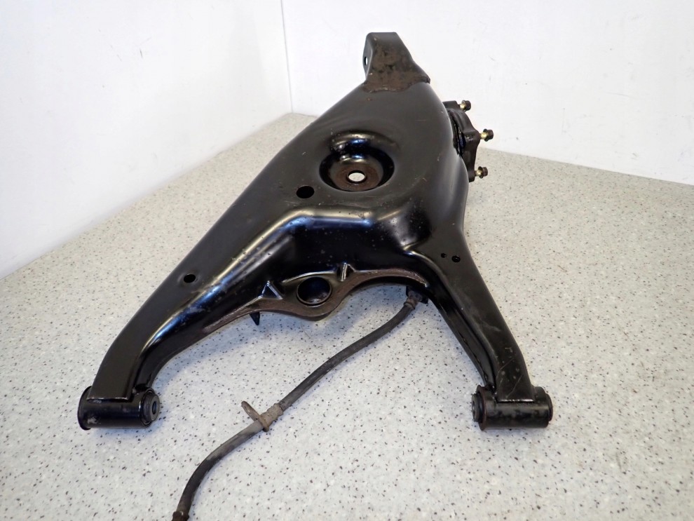 MITSUBISHI GRANDIS 2.0DID WAHACZ TYLNY PRAWY BEZ CZUJNIKA 10/10