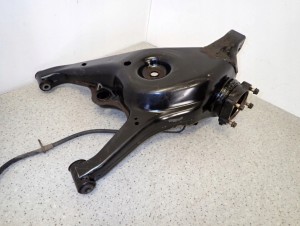 MITSUBISHI GRANDIS 2.0DID WAHACZ TYLNY PRAWY BEZ CZUJNIKA 9/10 MINIATURA