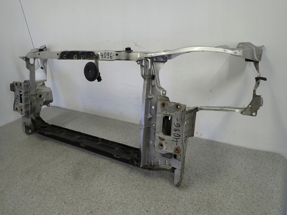 TOYOTA COROLLA E12 KOMBI SEDAN 02-07 PAS PRZEDNI WZMOCNIENIE CZOŁOWE 2/11