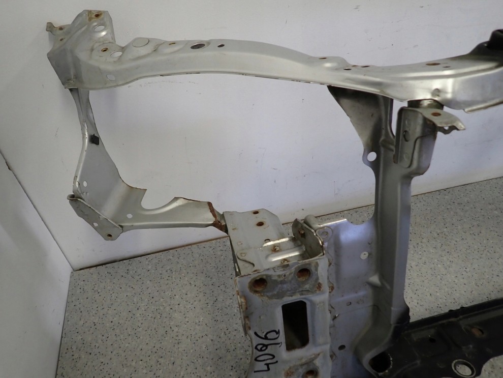 TOYOTA COROLLA E12 KOMBI SEDAN 02-07 PAS PRZEDNI WZMOCNIENIE CZOŁOWE 4/11