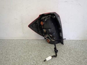 KIA CEED I KOMBI 07-09 LAMPA TYLNA PRAWA EUROPA 12/12 MINIATURA