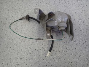 TOYOTA YARIS VERSO 99-02 LAMPA PRZECIWMGIELNA TYLNA PRAWA 5/6 MINIATURA