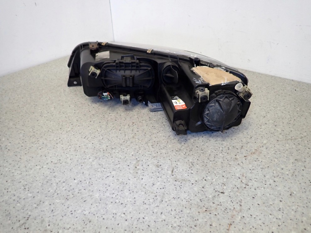 MAZDA6 MAZDA 6 06-07 LIFT LAMPA PRZEDNIA PRAWA REFLEKTOR XENON 7/14