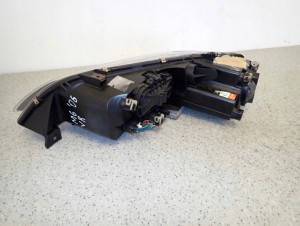 MAZDA6 MAZDA 6 06-07 LIFT LAMPA PRZEDNIA PRAWA REFLEKTOR XENON 8/14 MINIATURA