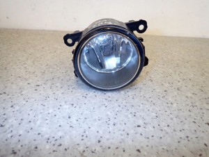 SUZUKI SWIFT MK7 10- HALOGEN PRZEDNI PRAWY