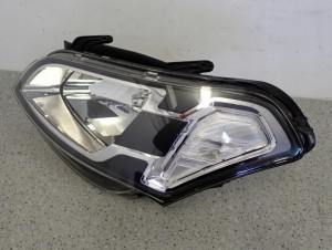 KIA SOUL I 09-11 REFLEKTOR PRZEDNI LEWY LAMPA PRZEDNIA LEWA EUROPA 5/11 MINIATURA