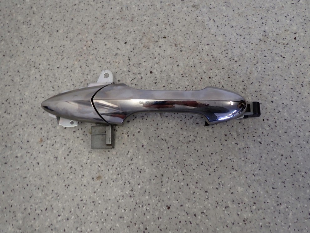 HONDA FR-V FRV 04- KLAMKA ZEWNĘTRZNA TYLNA LEWA CHROM 1/5