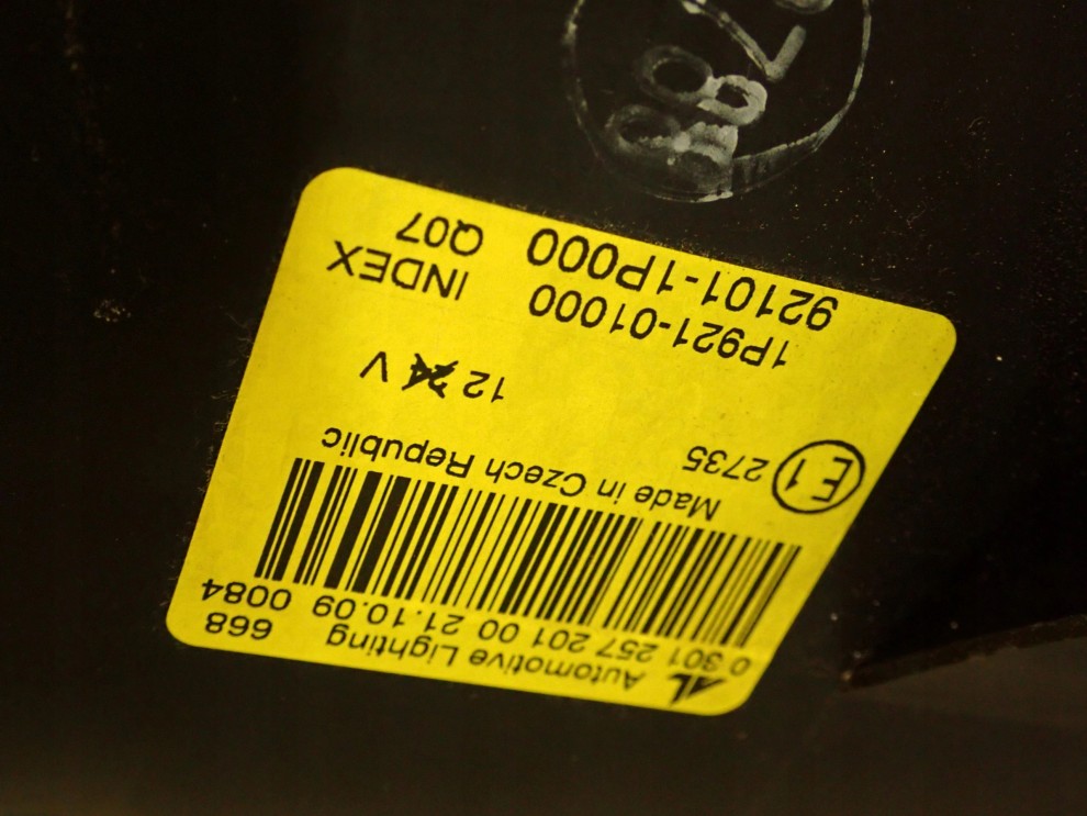 KIA VENGA 09- LAMPA PRZEDNIA LEWA 11/11