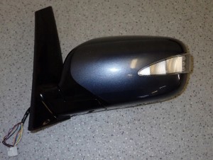 MITSUBISHI GRANDIS 03- LUSTERKO LEWE 9 PIN A72A USZKODZONE SKŁADANIE 6/8 MINIATURA
