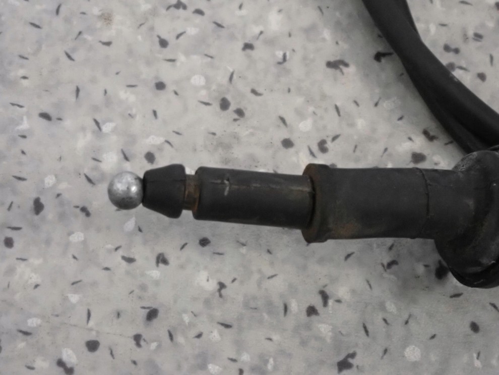 KIA SOUL I 09-13 LINKA OTWIERANIA MASKI 3/4