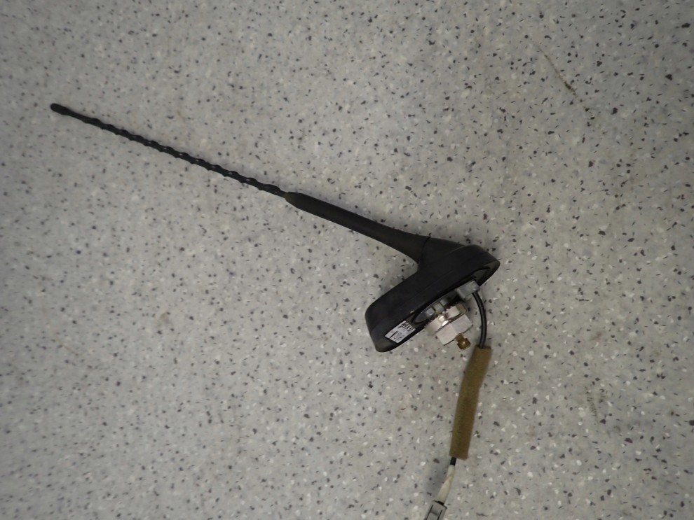 KIA VENGA 09-14 ANTENA BAT 1/7
