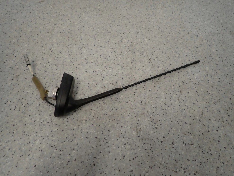 KIA VENGA 09-14 ANTENA BAT 2/7
