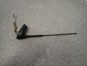 KIA VENGA 09-14 ANTENA BAT 3/7 MINIATURA