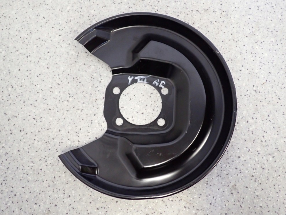 TOYOTA YARIS III 2011- TARCZA OSŁONA TARCZY HAMULCOWEJ TYLNA PRAWA 1/2