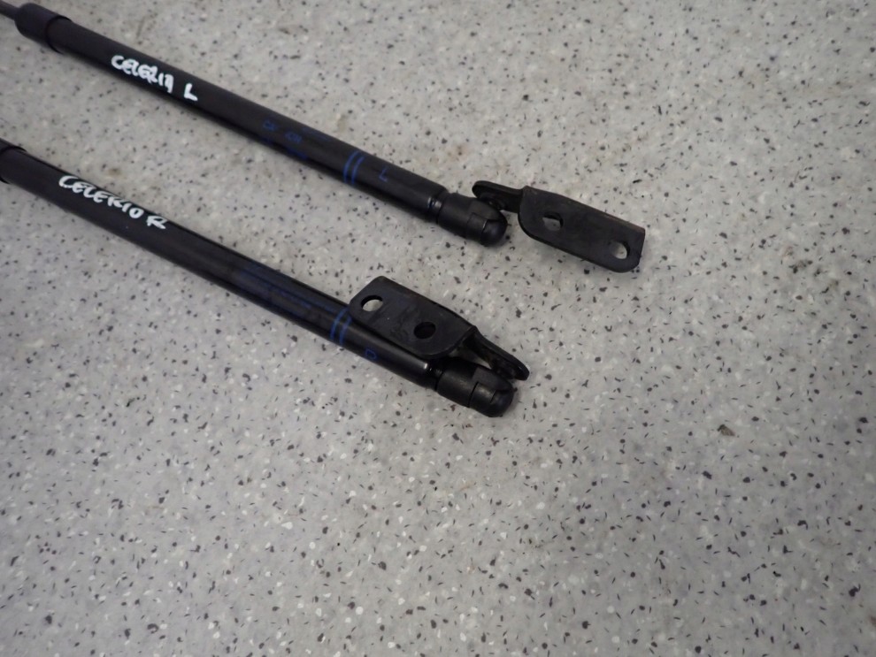 SUZUKI CELERIO 14-19 SIŁOWNIKI KLAPY BAGAŻNIKA 4/4