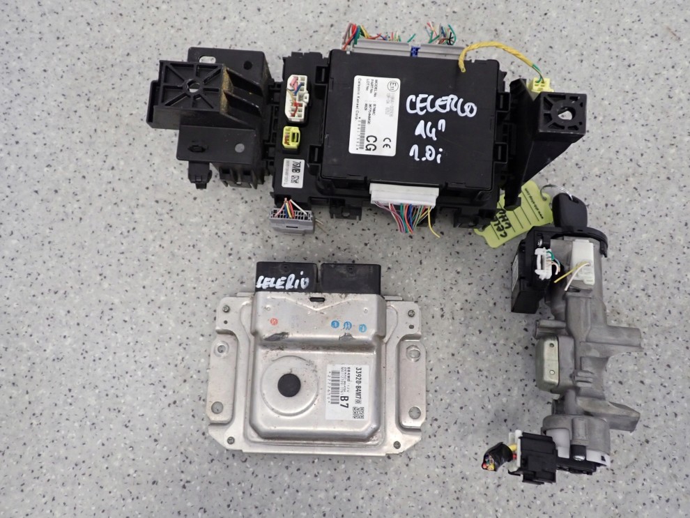 SUZUKI CELERIO 1.0i 14-19 ZESTAW STARTOWY STEROWNIK STACYJKA 1/7