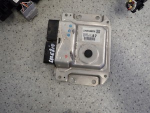 SUZUKI CELERIO 1.0i 14-19 ZESTAW STARTOWY STEROWNIK STACYJKA 2/7 MINIATURA