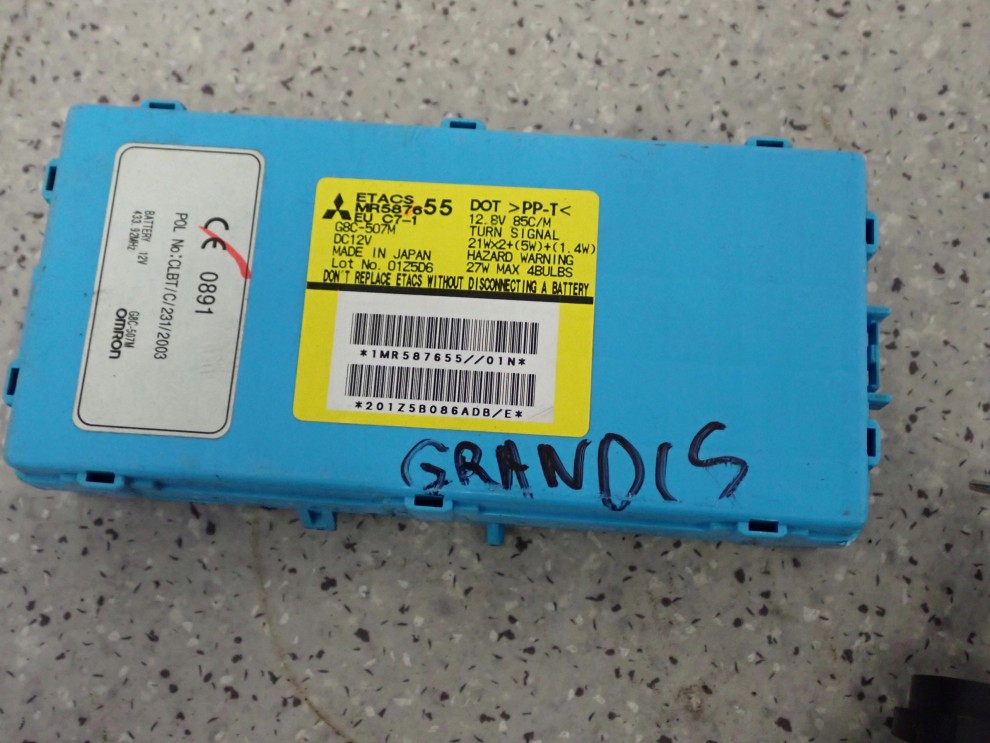 MITSUBISHI GRANDIS 2.0 DID 03-11 ZESTAW STARTOWY 5/7