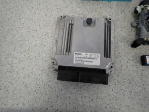 MITSUBISHI GRANDIS 2.0 DID 03-11 ZESTAW STARTOWY 2/7 MINIATURA