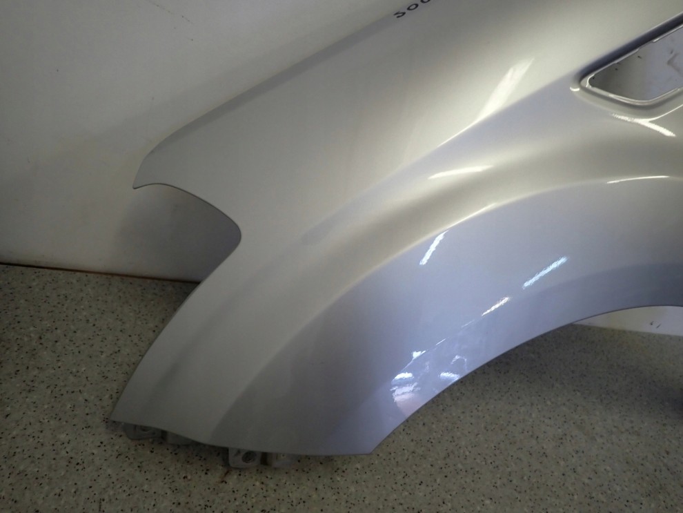 KIA SOUL I 09-13 BŁOTNIK PRZEDNI LEWY 3D 3/12