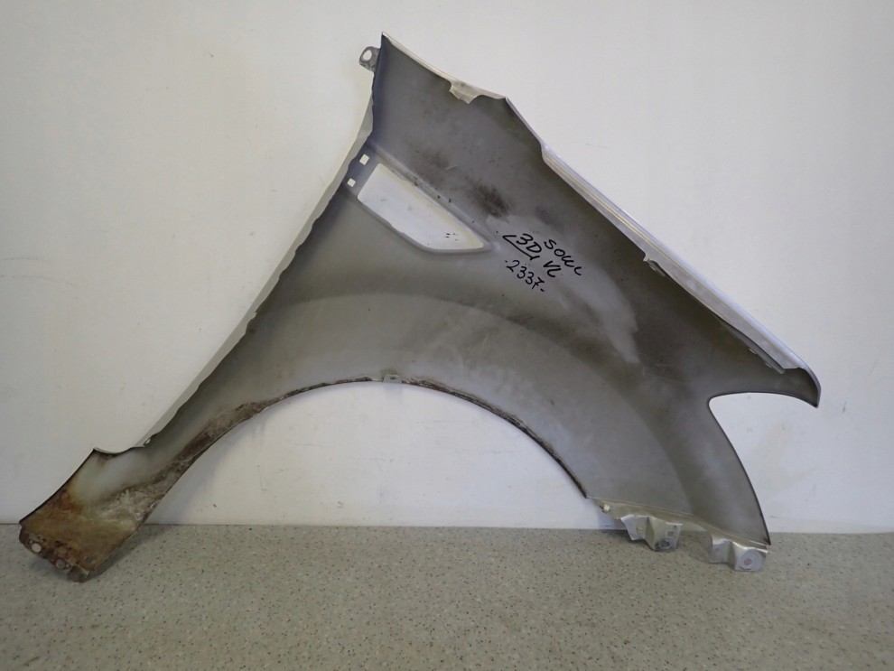 KIA SOUL I 09-13 BŁOTNIK PRZEDNI LEWY 3D 11/12