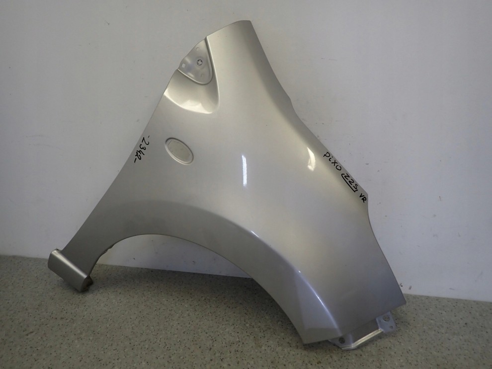 NISSAN PIXO 09- BŁOTNIK PRZEDNI PRAWY Z2S 2/13