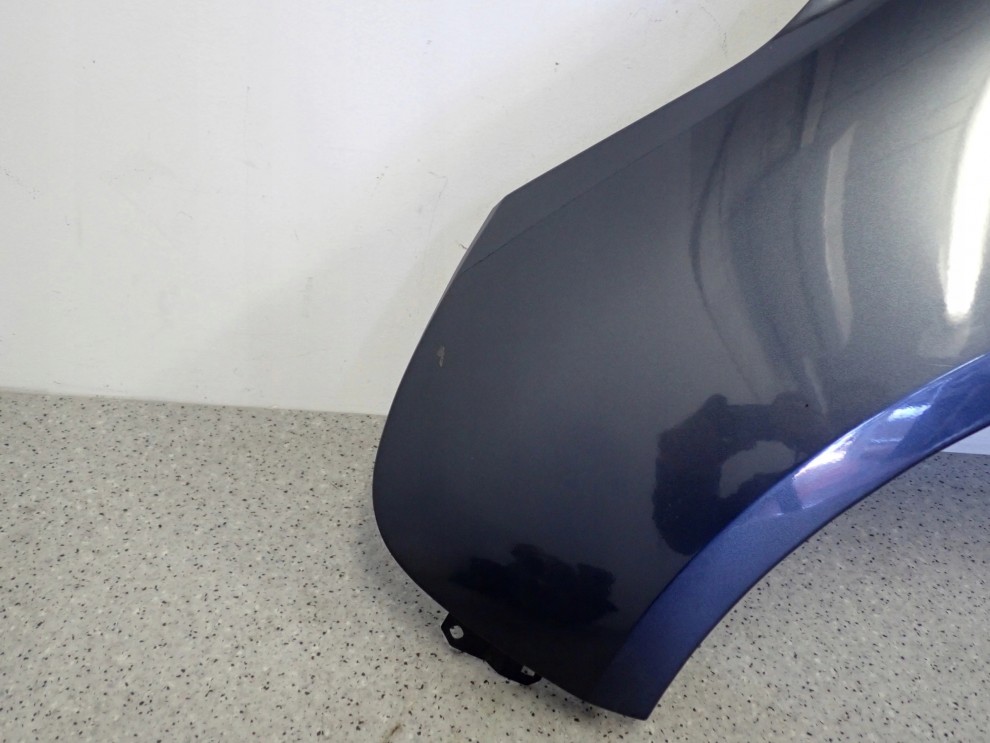 MITSUBISHI GRANDIS 04-11 BŁOTNIK PRZEDNI LEWY A72 5/15