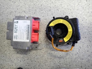 KIA VENGA 09- PODUSZKI POWIETRZNE ZESTAW ORYGINAŁ KIA 7/13 MINIATURA