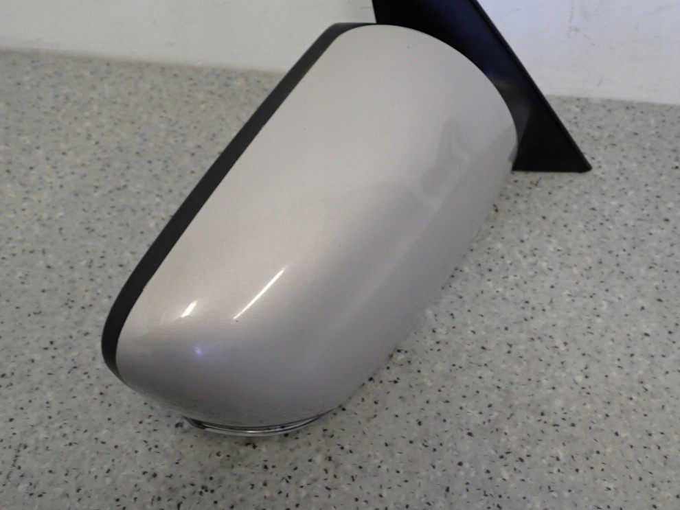 KIA VENGA 09- LUSTERKO PRAWE QU 8 PIN 7/11