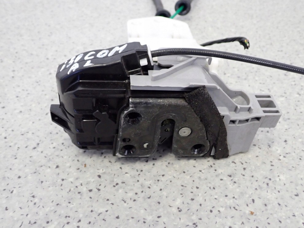 HYUNDAI i30 KOMBI 07-12 ZAMEK DRZWI TYLNY LEWY 5/6