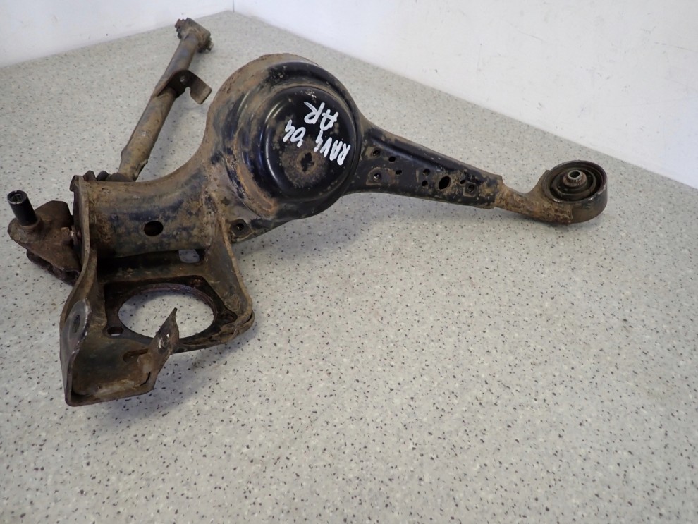 RAV4 RAV 4 99-05 D4D WAHACZ TYLNY LEWY WLECZONY 2/11