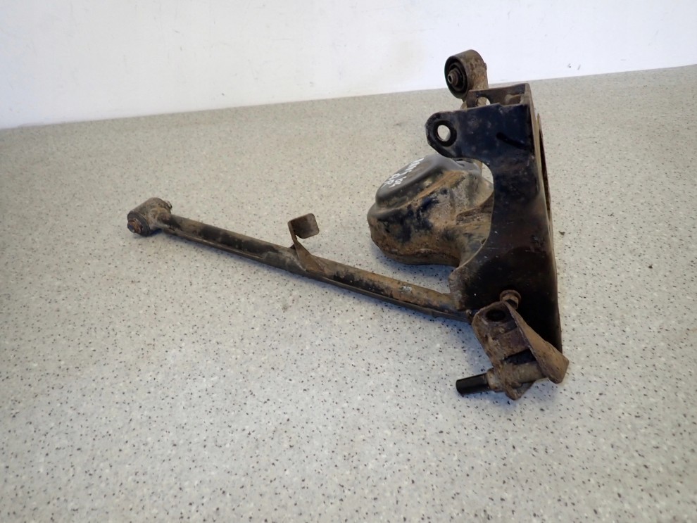 RAV4 RAV 4 99-05 D4D WAHACZ TYLNY LEWY WLECZONY 9/11