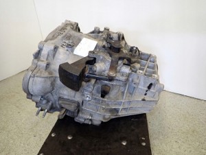 HYUNDAI i40 1.7 CRDI 11- SKRZYNIA BIEGÓW MANUALNA 3/8 MINIATURA