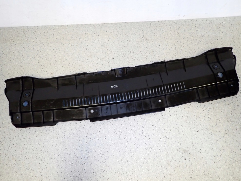 HYUNDAI IX20 HB 5d 09- PLASTIK OSŁONA PASA PRZEDNIEGO 4/5