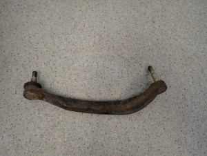 PRIMERA P12 02-07 WAHACZ GÓRNY PRZEDNI LEWY 3/4 MINIATURA