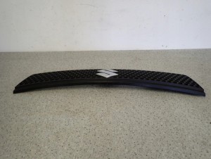SUZUKI SWIFT 05-07 ATRAPA WLOTU POWIETRZA GRILL 4/9 MINIATURA