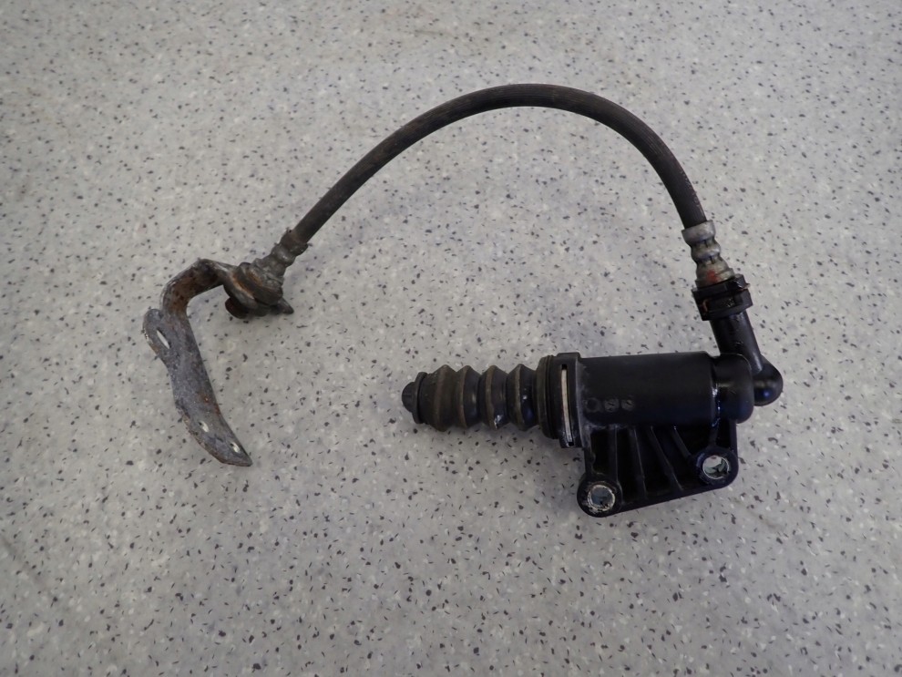 SUZUKI SWIFT MK7 1.2i 10- WYSPRZĘGLIK 4/5