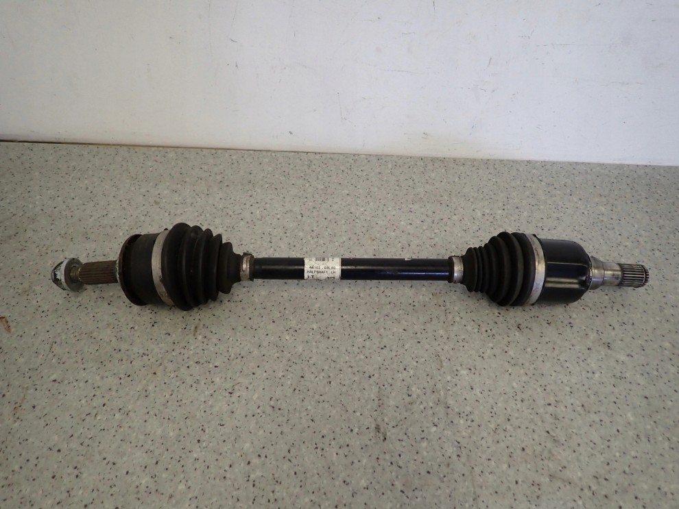 SUZUKI SWIFT MK7 1.3 DDIS 10- PÓŁOŚ LEWA KRÓTKA 1/7